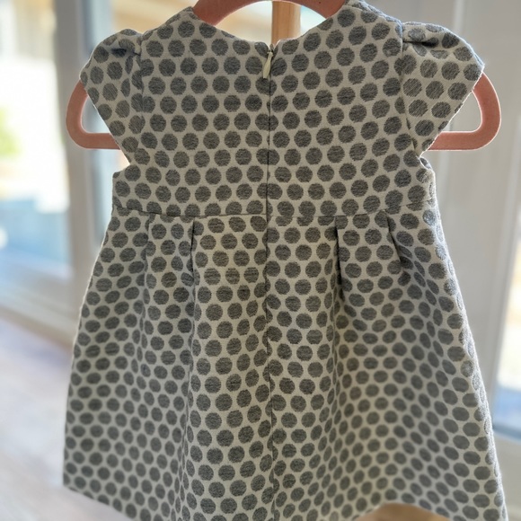 Tarting et Chocolat Grey polka dot dress. Size 6 mo. - Picture 3 of 4